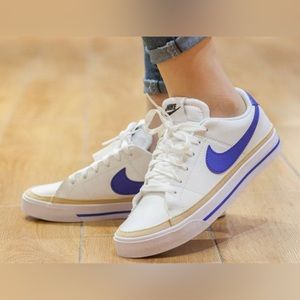 Nike Women's Court Legacy